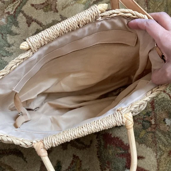 WOVEN STRAW TOTE BAG. - Picture 7 of 8